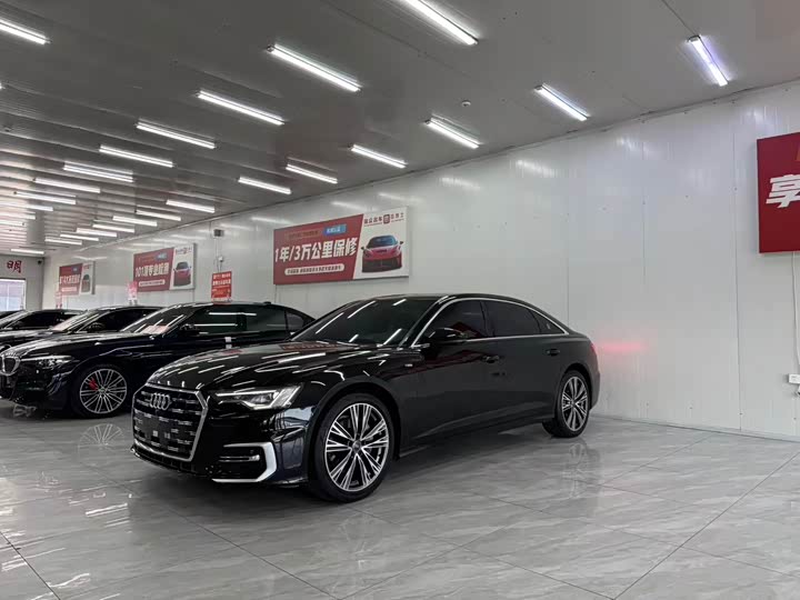 Фото 1 - Audi A6L