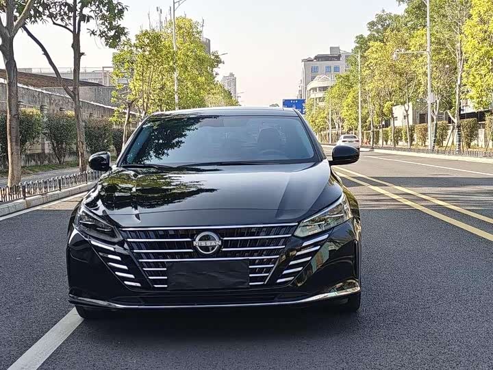 Фото 2 - Nissan Teana