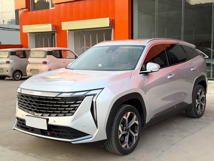 Фото 1 - Geely Atlas L