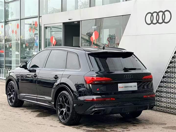 Фото 5 - Audi Q7