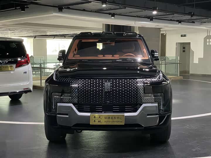 Фото 2 - BYD Yangwang U8