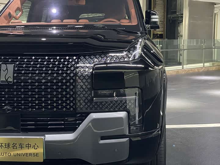 Фото 4 - BYD Yangwang U8