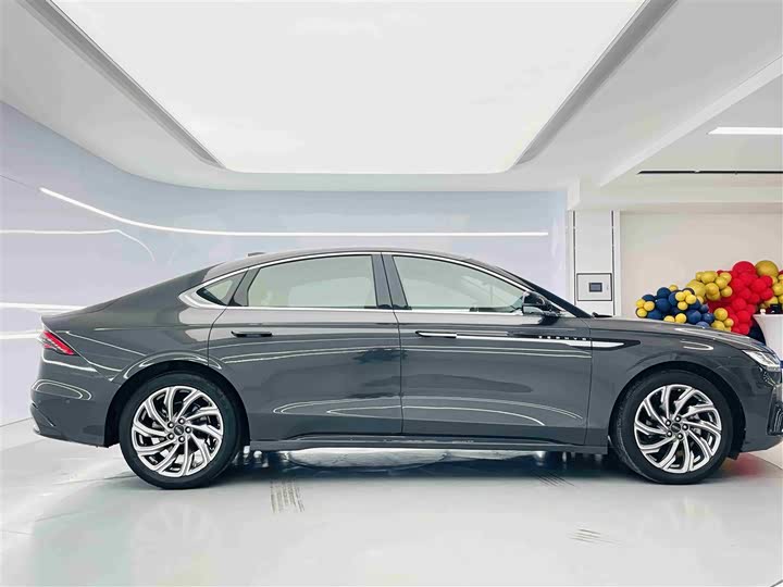 Фото 4 - Lincoln Z (Zephyr)