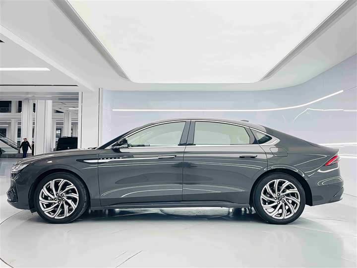 Фото 5 - Lincoln Z (Zephyr)