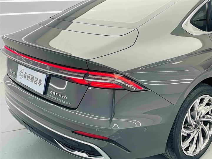 Фото 8 - Lincoln Z (Zephyr)