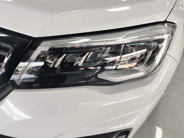 Фото 5 - Changan CS75