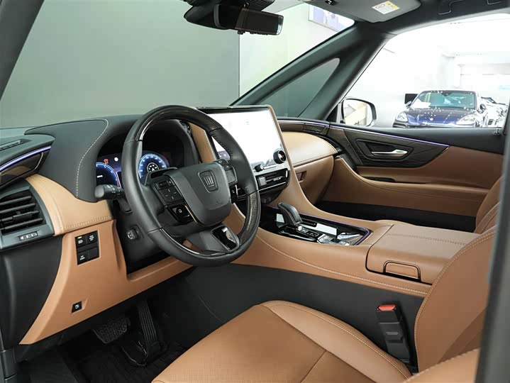 Фото 7 - Toyota Vellfire