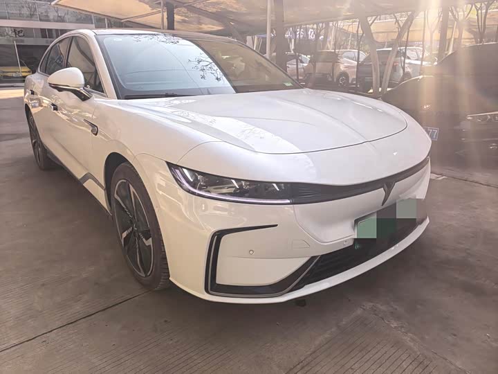 Фото 3 - Voyah Passion