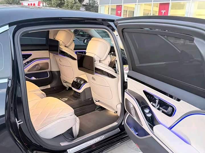 Фото 5 - Mercedes-Benz Maybach S-Class