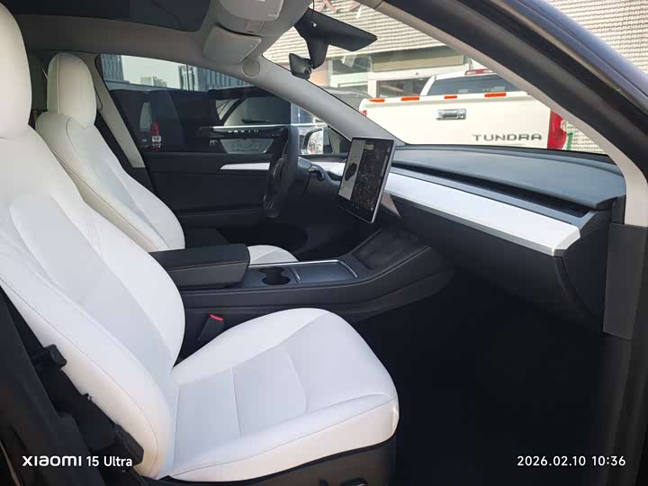 Фото 6 - Tesla Model Y