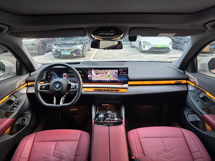 Фото 5 - BMW 5 Series