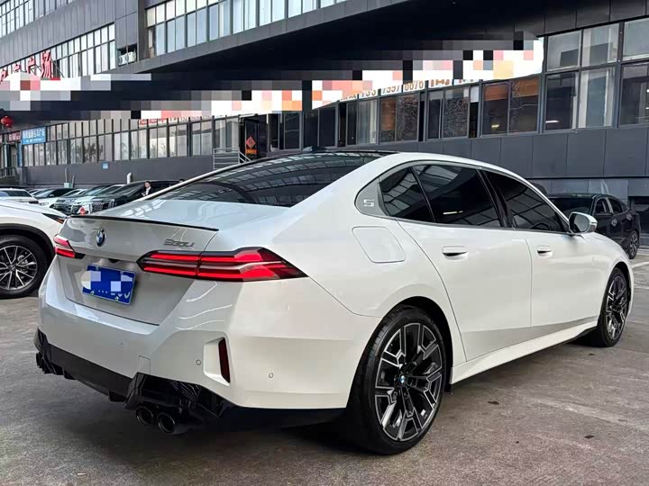 Фото 7 - BMW 5 Series