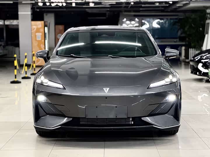 Фото 1 - Changan Deepal SL03