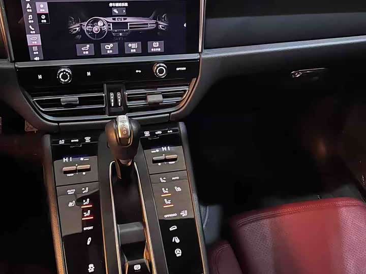 Фото 3 - Porsche Macan