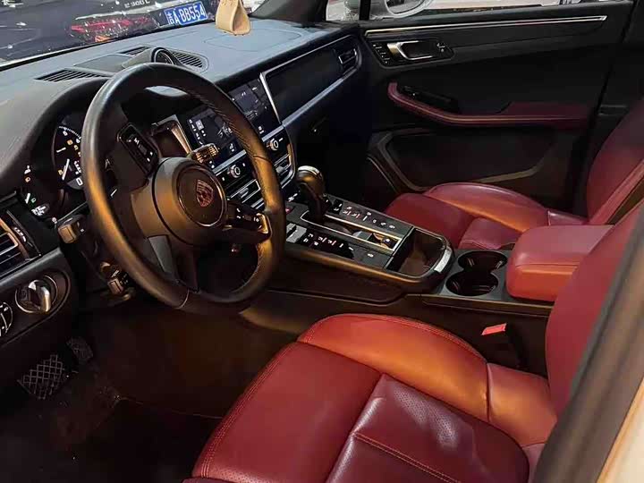 Фото 4 - Porsche Macan