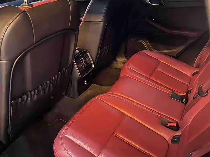 Фото 6 - Porsche Macan