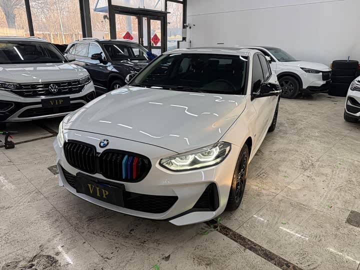 Фото 1 - BMW 1 Series