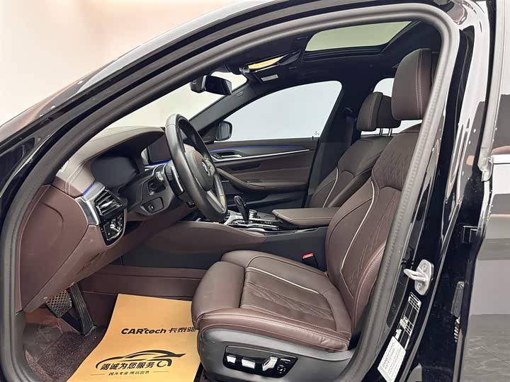 Фото 8 - BMW 5 Series