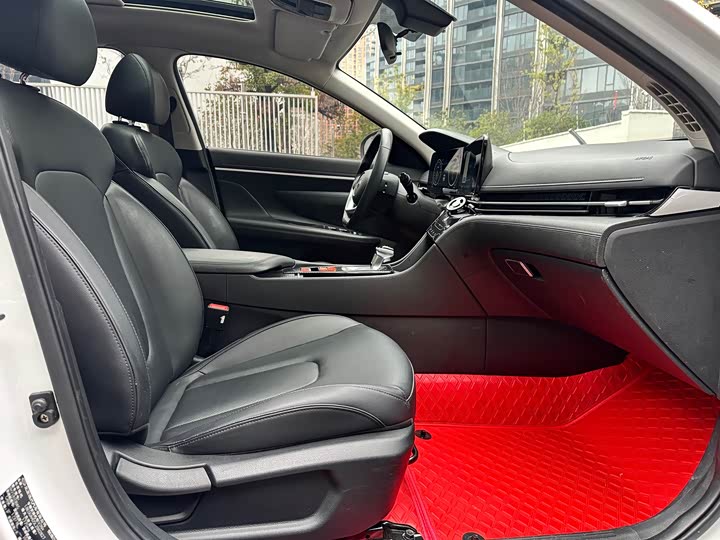 Фото 6 - Hyundai Mistra