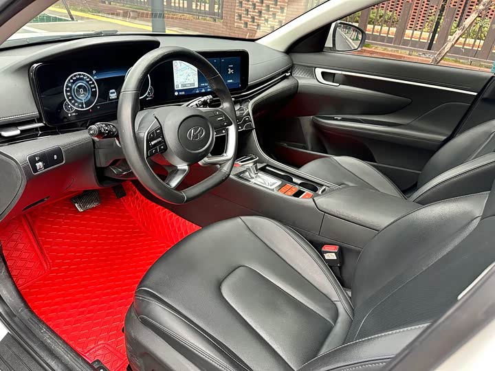 Фото 9 - Hyundai Mistra