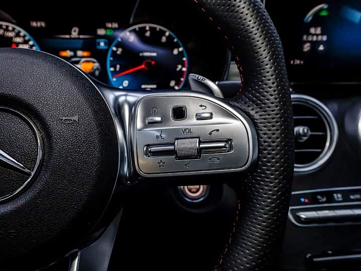 Фото 5 - Mercedes-Benz GLC-Class AMG