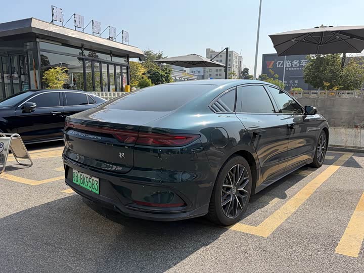 Photo 2 - BYD Han