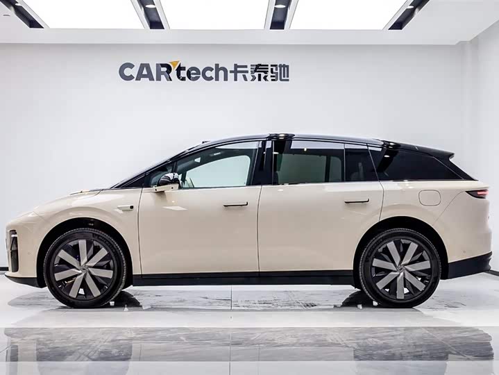 Фото 3 - LiXiang i6