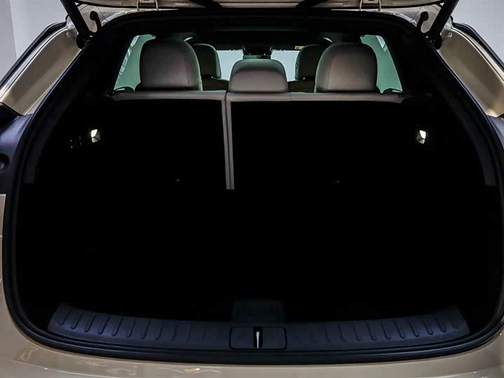 Фото 6 - LiXiang i6