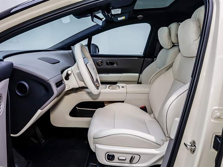 Фото 9 - LiXiang i6