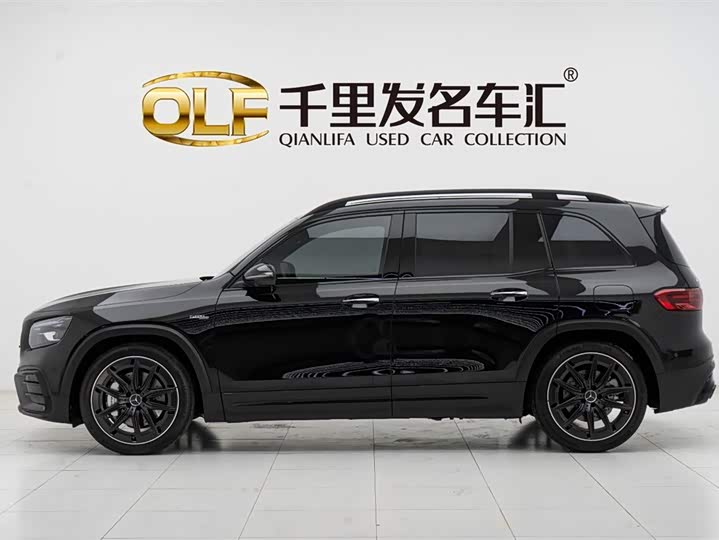 Фото 7 - Mercedes-Benz GLB-Class AMG
