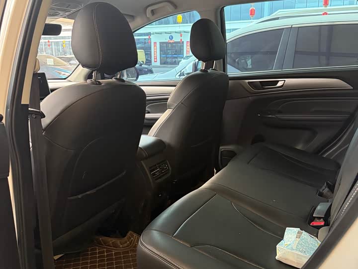 Фото 7 - Haval M6