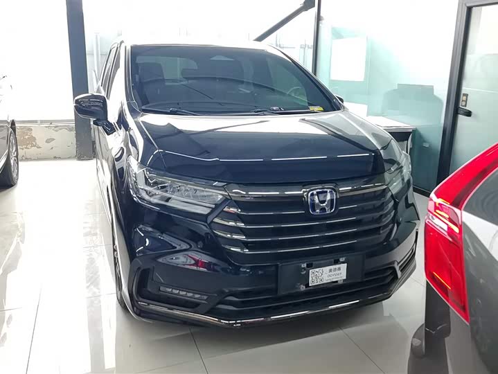 Фото 2 - Honda Odyssey