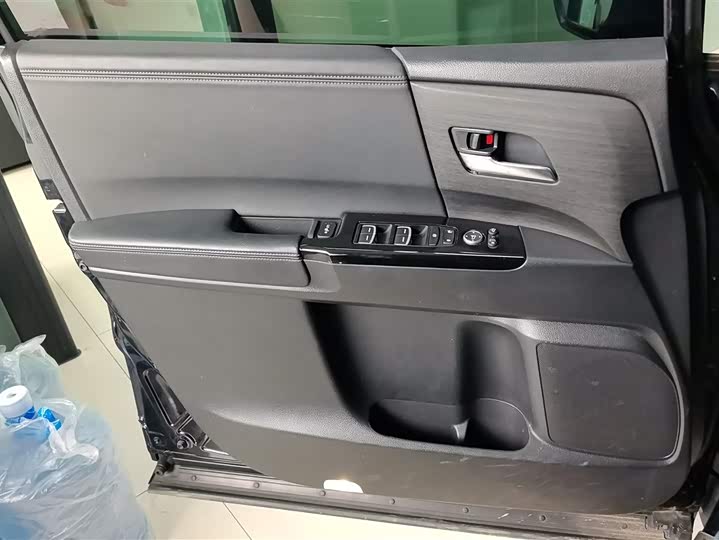 Фото 7 - Honda Odyssey