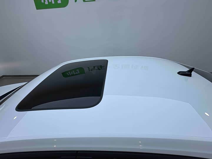 Фото 8 - Volkswagen Lavida