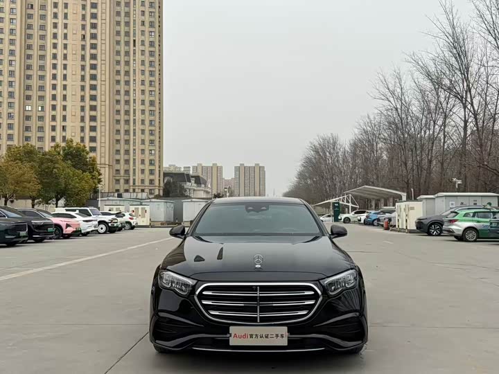 Photo 2 - Mercedes-Benz E-Class