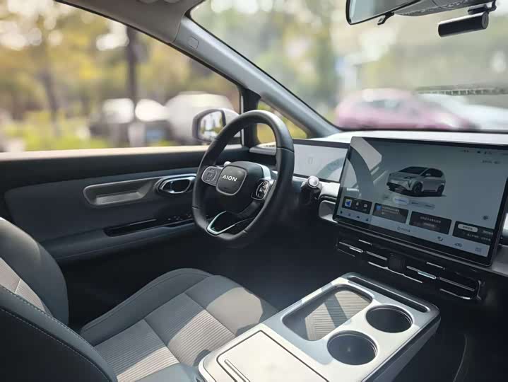 Фото 9 - GAC Aion Y