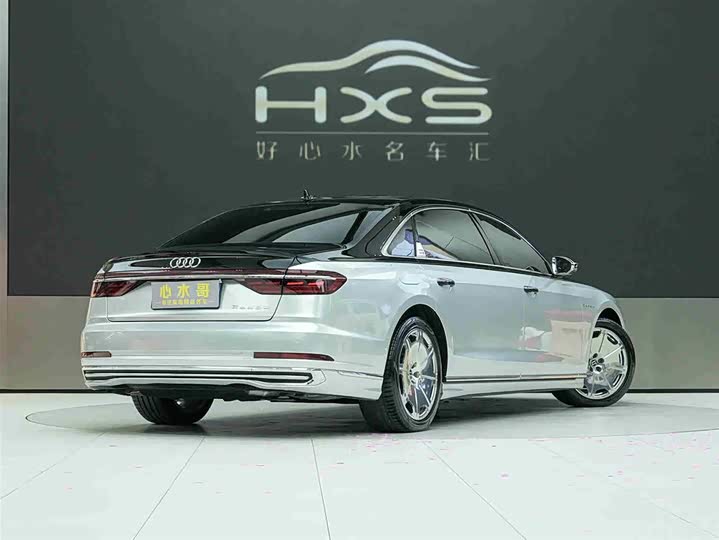 Фото 4 - Audi A8