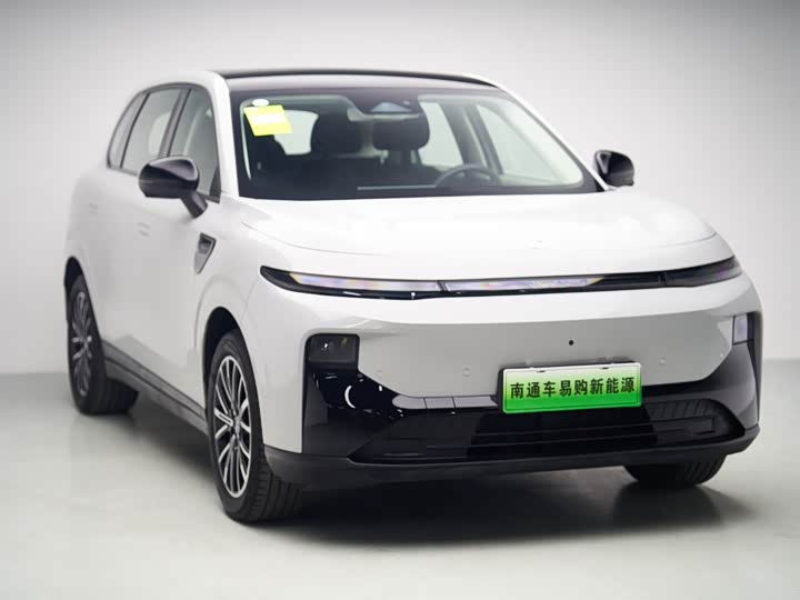 Фото 2 - Leapmotor B10