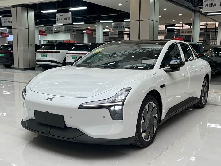 Фото 1 - XPeng Mona M03