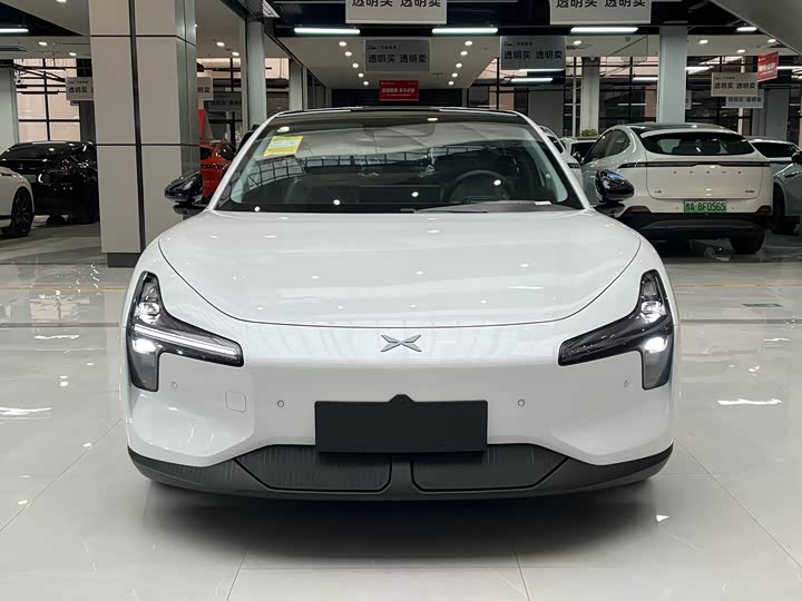 Фото 2 - XPeng Mona M03