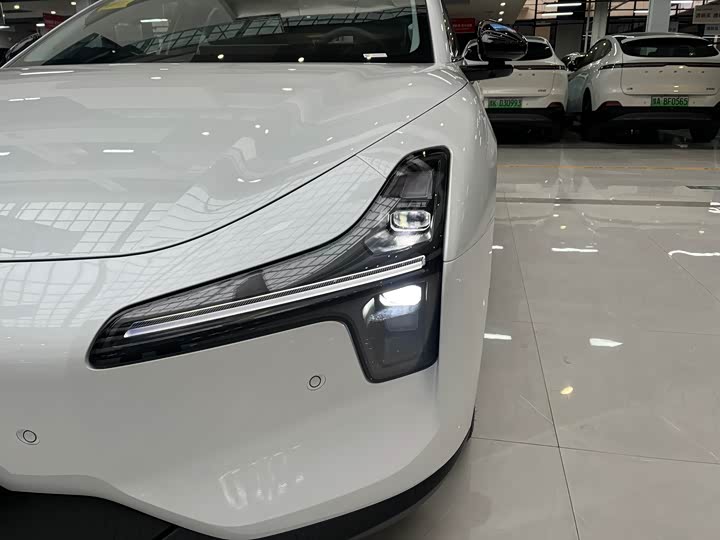 Фото 5 - XPeng Mona M03