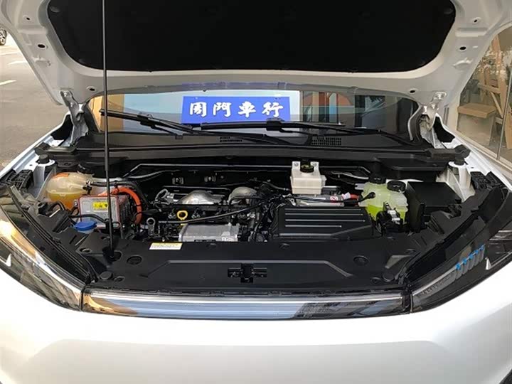 Фото 4 - Dongfeng Aeolus L7