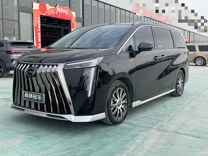 Фото 1 - GAC Trumpchi E9