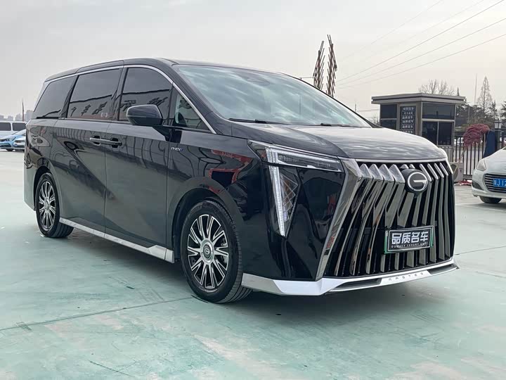 Фото 3 - GAC Trumpchi E9