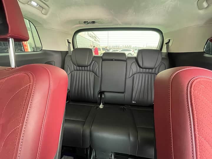 Фото 7 - GAC Trumpchi E9