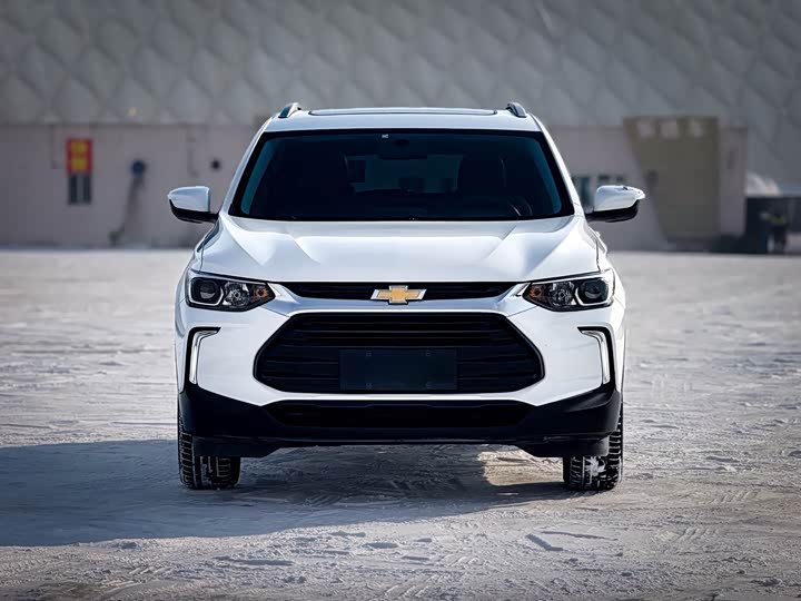 Фото 2 - Chevrolet Tracker