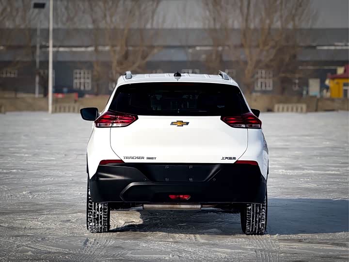 Фото 5 - Chevrolet Tracker