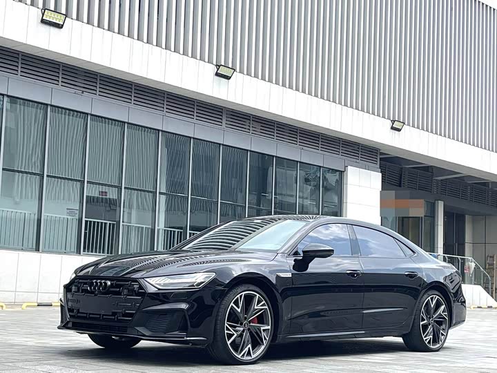 Фото 1 - Audi A7L