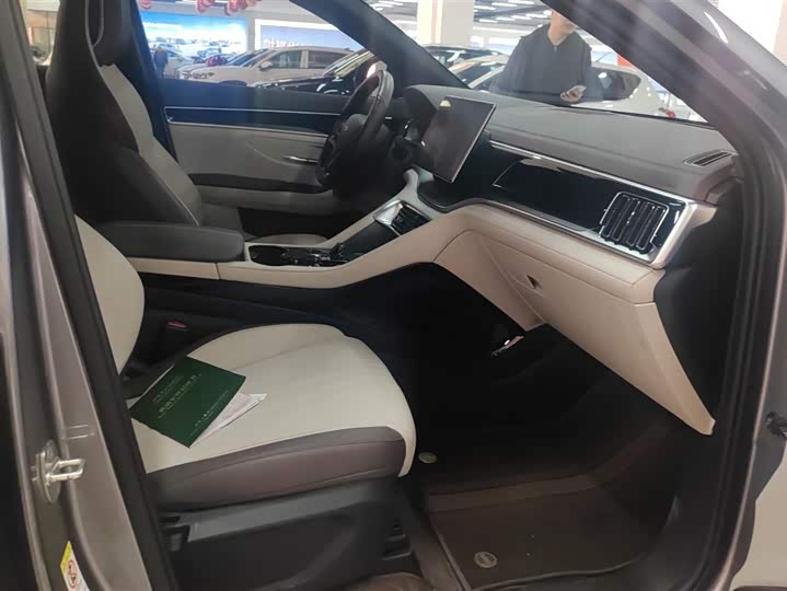 Фото 8 - BYD Song Plus Hybrid/EV