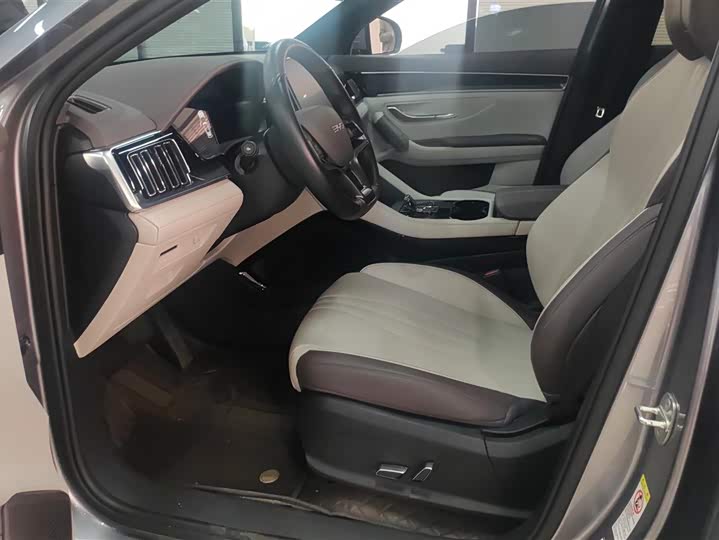 Фото 9 - BYD Song Plus Hybrid/EV